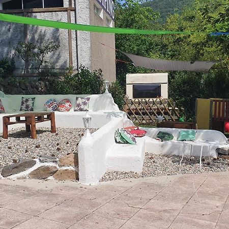 Camping Les Lavandes Darbres Buitenkant foto